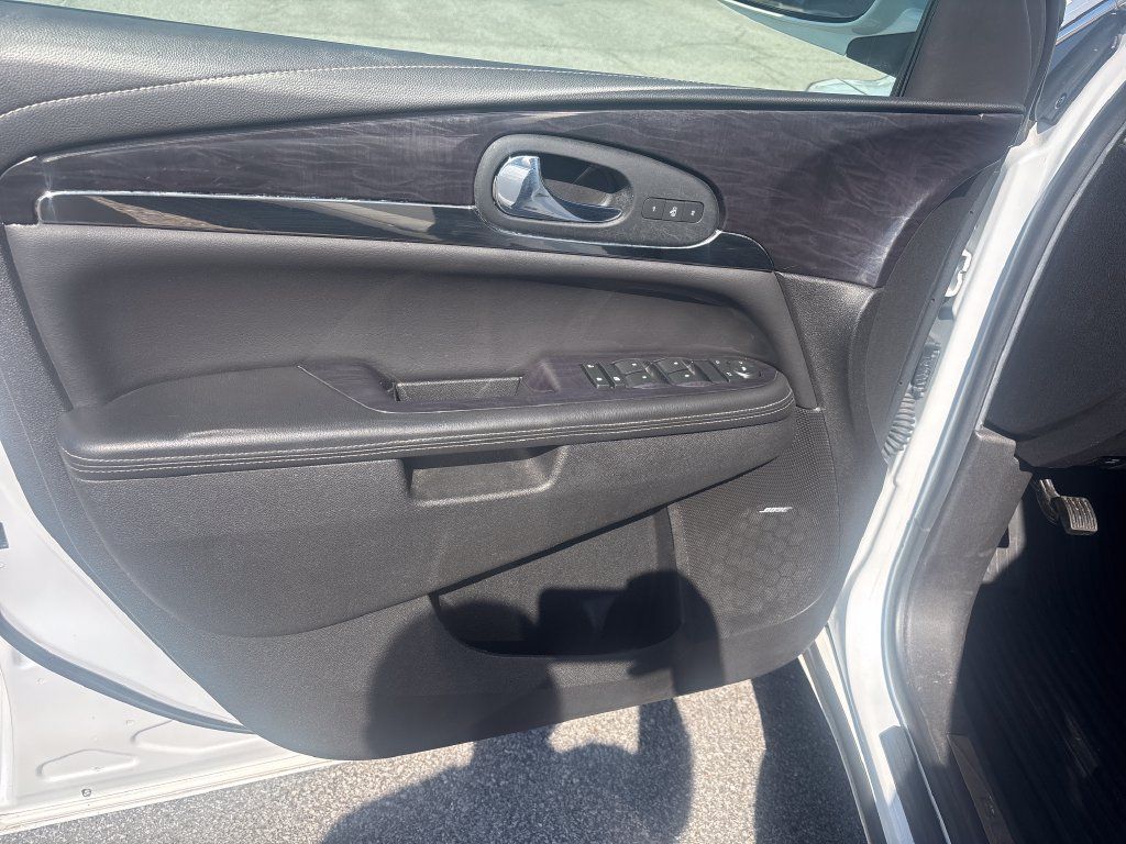 Used 2017 Buick Enclave Leather w/ Enclave Sport Touring Edition FWD image 15