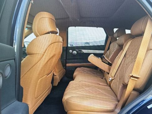 Used 2025 Genesis GV80 3.5T Prestige image 7