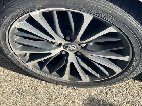 Used 2020 Toyota Camry SE image 17