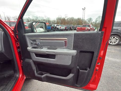 Used 2017 RAM 1500 Tradesman w/ Power & Remote Entry Group image 11