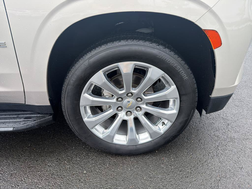 Used 2021 Chevrolet Tahoe Premier AWD/4WD image 33