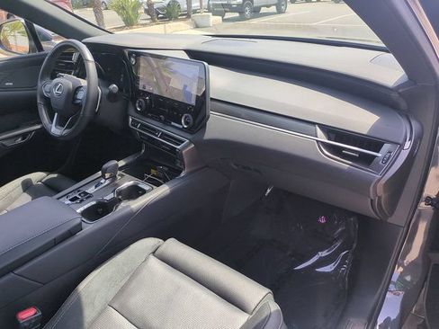 Used 2025 Lexus RX 350 w/ Convenience Package AWD/4WD image 33