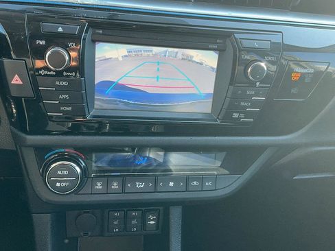 Used 2016 Toyota Corolla S Premium image 17