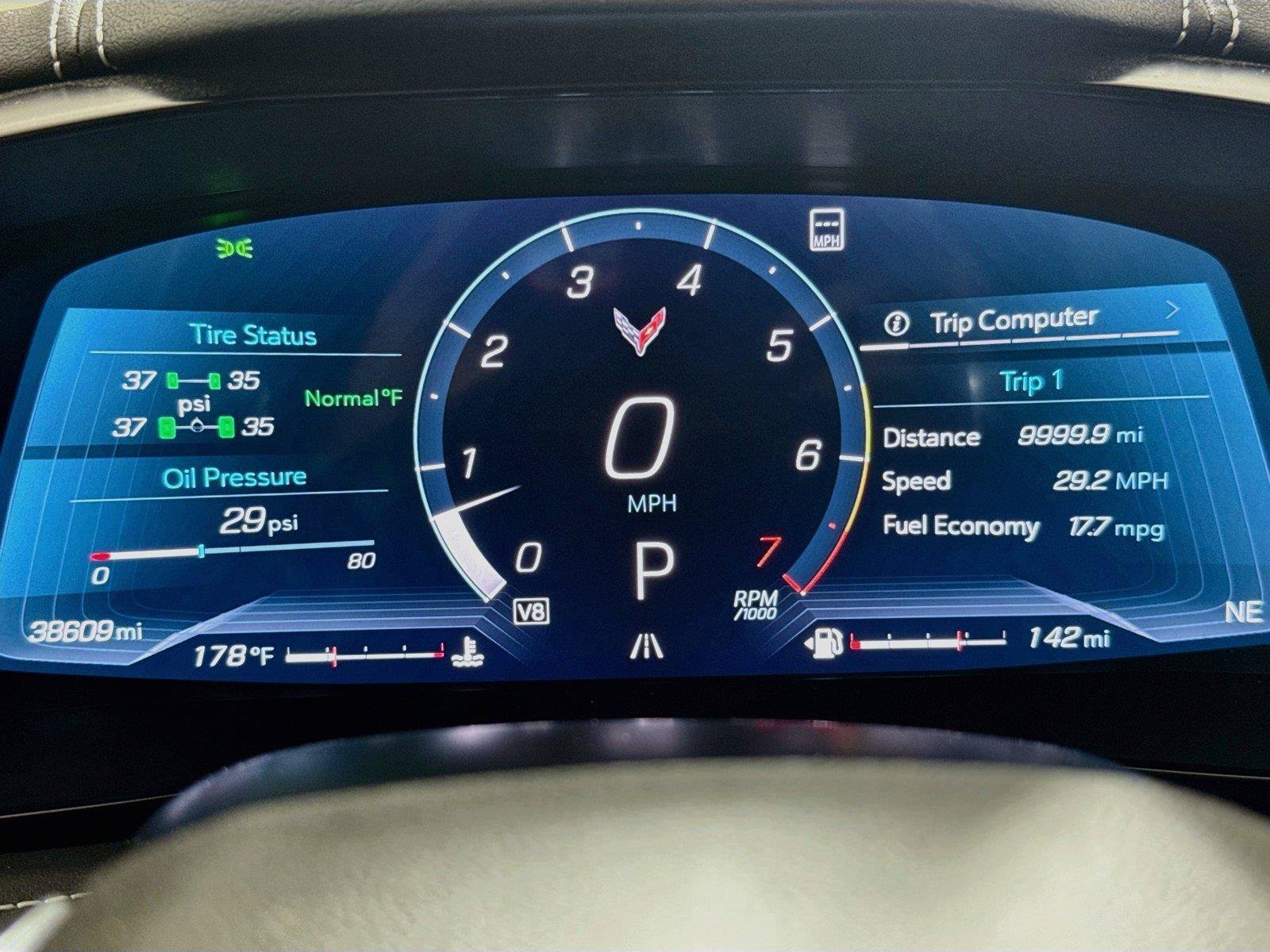 Used 2022 Chevrolet Corvette Stingray Preferred Cpe w/ 2LT RWD image 11