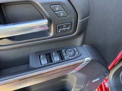 Used 2021 Chevrolet Silverado 2500 High Country image 8