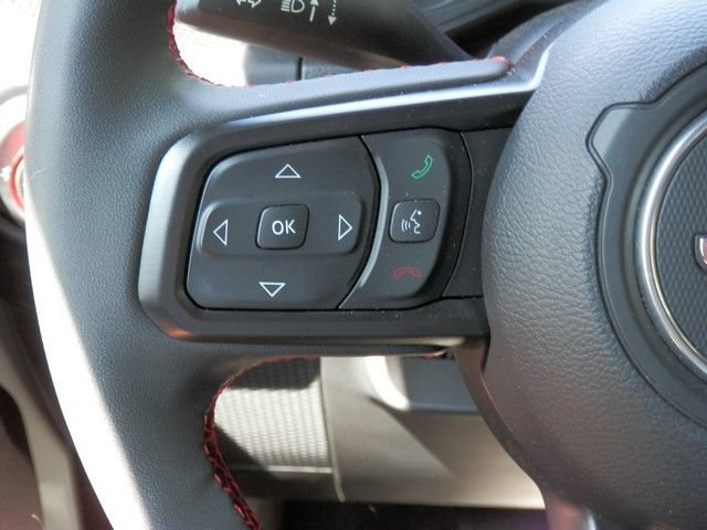 Used 2024 Jeep Gladiator Rubicon AWD/4WD image 20