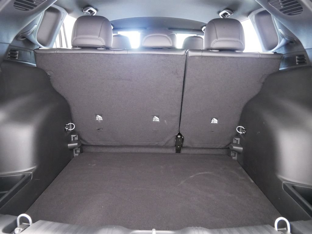 New 2026 Jeep Compass Latitude AWD/4WD image 15