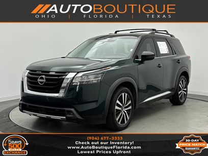 Used 2023 Nissan Pathfinder Platinum