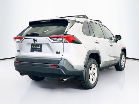 Used 2019 Toyota RAV4 XLE w/ Convenience Package AWD/4WD image 9
