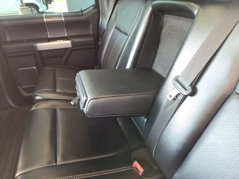 Used 2019 Ford F150 Lariat w/ Equipment Group 502A Luxury AWD/4WD image 29