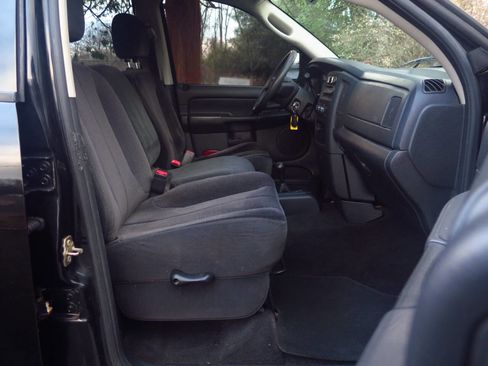 Used 2005 Dodge Ram 1500 Truck SLT image 13