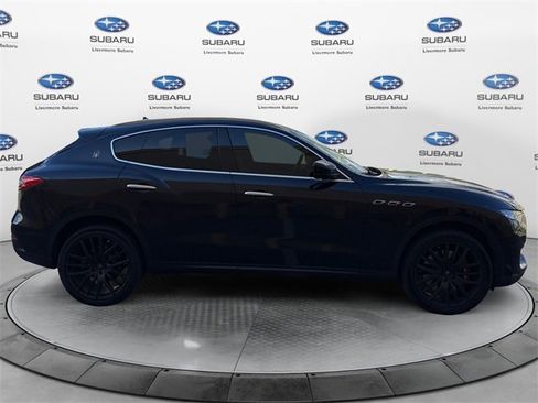 Used 2018 Maserati Levante S image 3