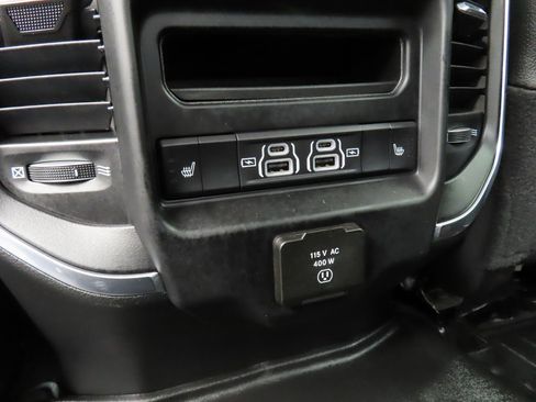 Used 2022 RAM 2500 Laramie image 11