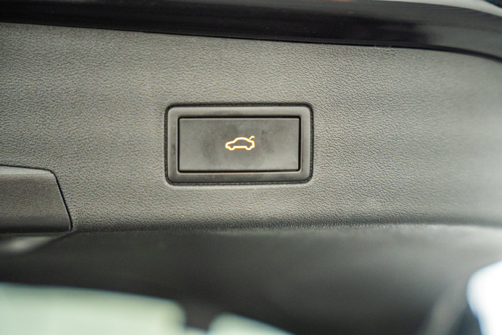 Used 2023 Volkswagen ID.4 Pro S AWD/4WD image 11
