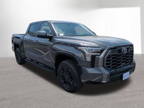New 2026 Toyota Tundra Platinum AWD/4WD image 3
