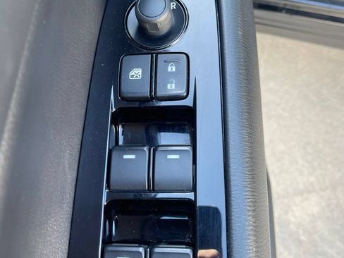 Used 2025 MAZDA CX-5 AWD 2.5 S w/ Select Package image 15
