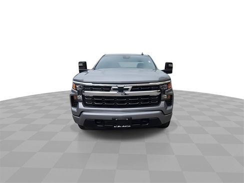 Used 2026 Chevrolet Silverado 1500 Custom image 3