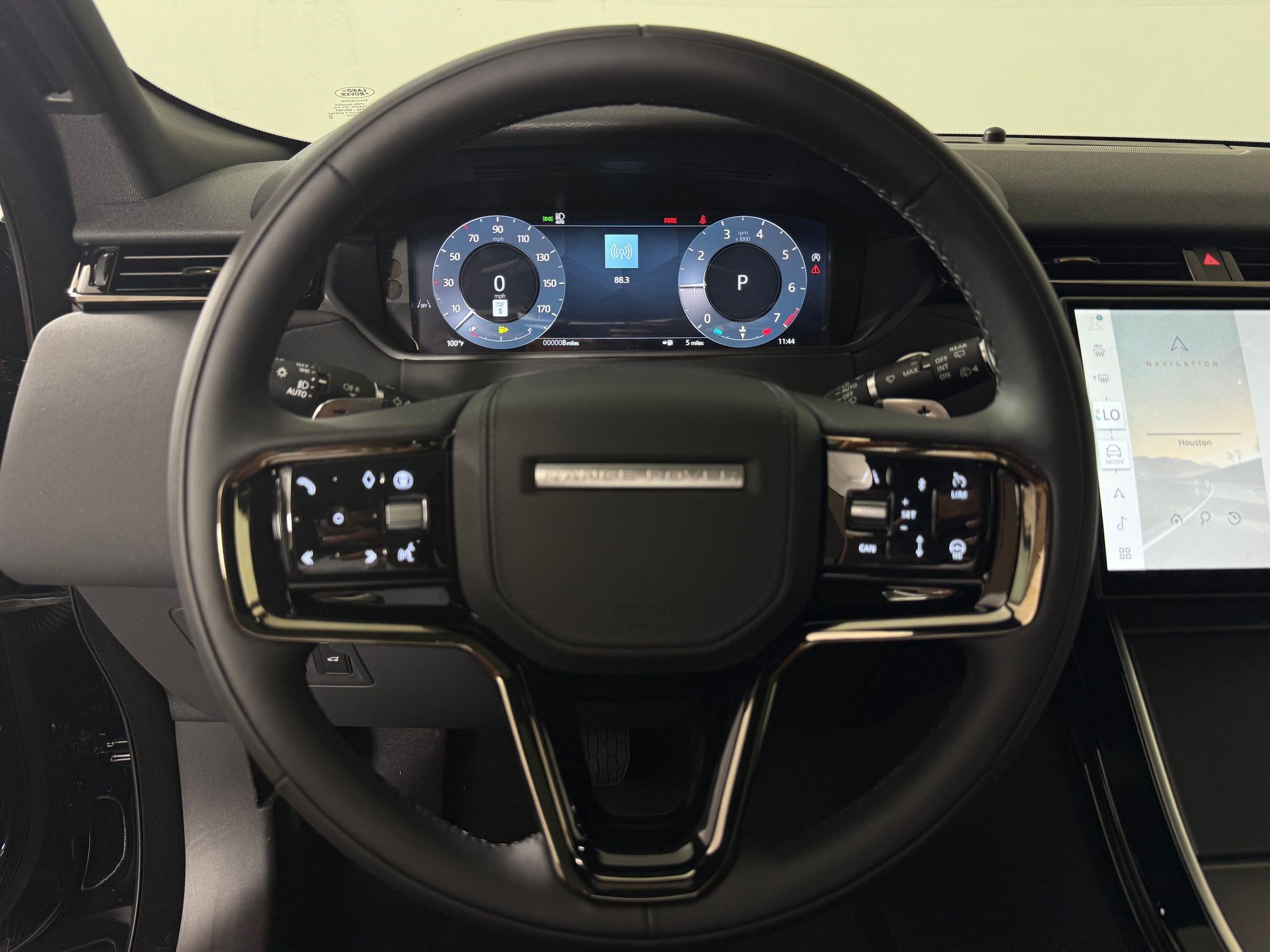 New 2026 Land Rover Range Rover Velar S AWD/4WD image 11