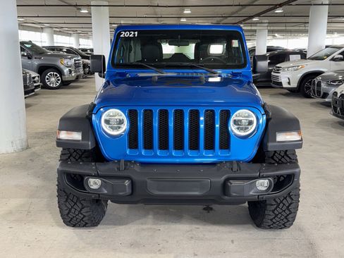 Used 2021 Jeep Wrangler Unlimited Sport AWD/4WD image 3