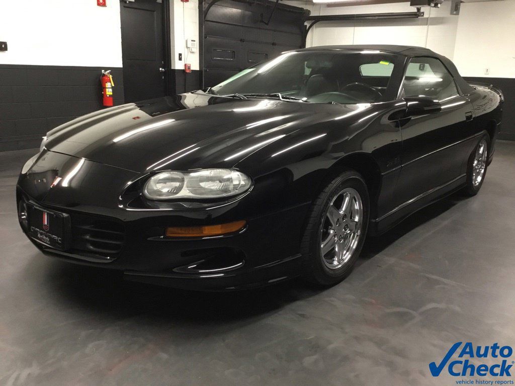 Used 2000 Chevrolet Camaro Z28 w/ Sport Appearance Pkg RWD image 16