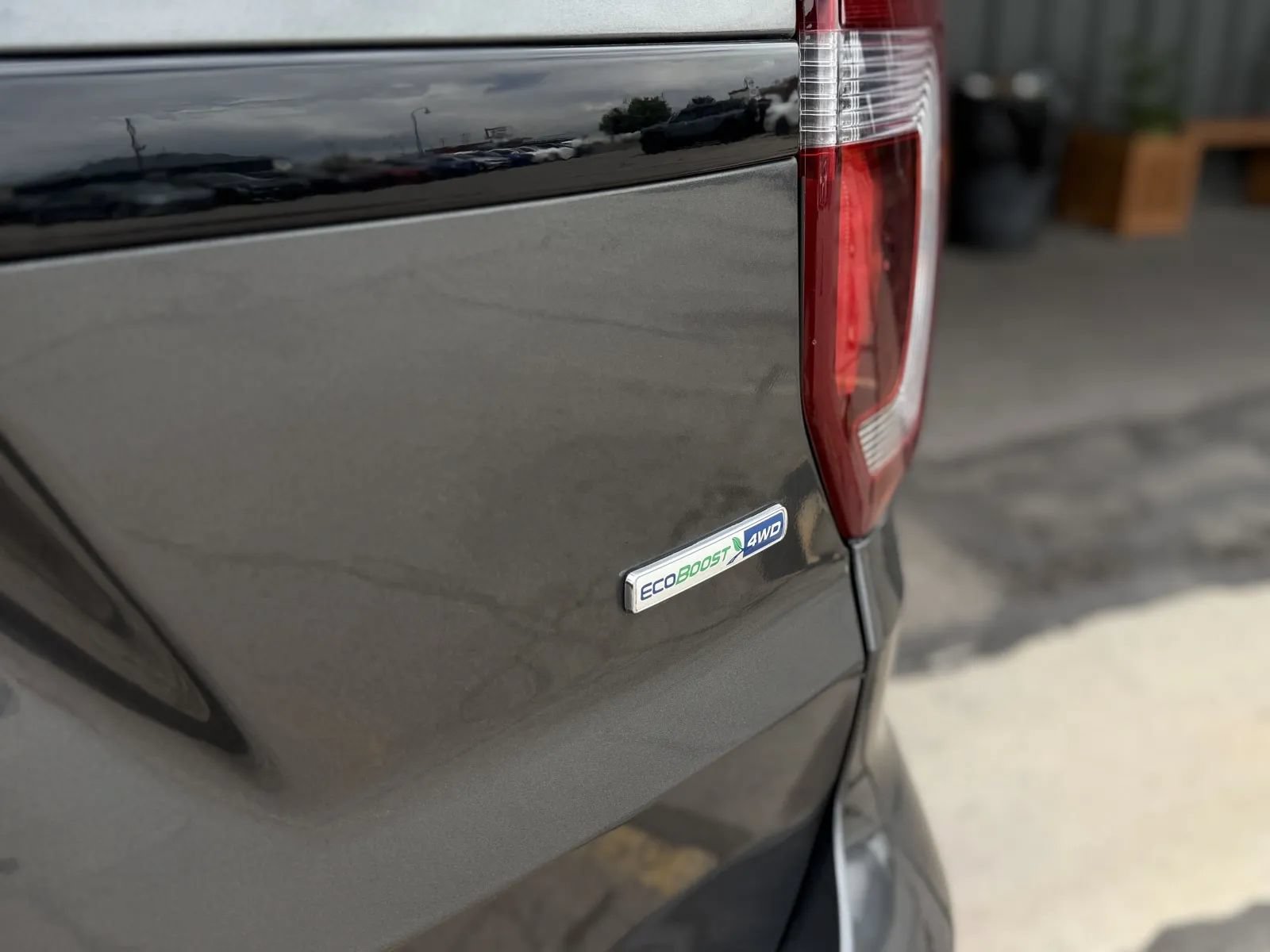 Used 2018 Ford Explorer Sport w/ Equipment Group 401A AWD/4WD image 48