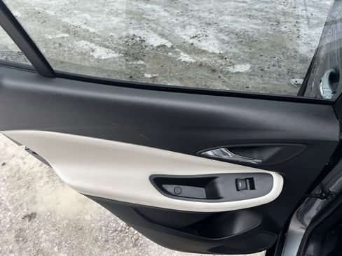 Used 2024 Buick Encore GX Sport Touring w/ Advanced Technology Package image 25