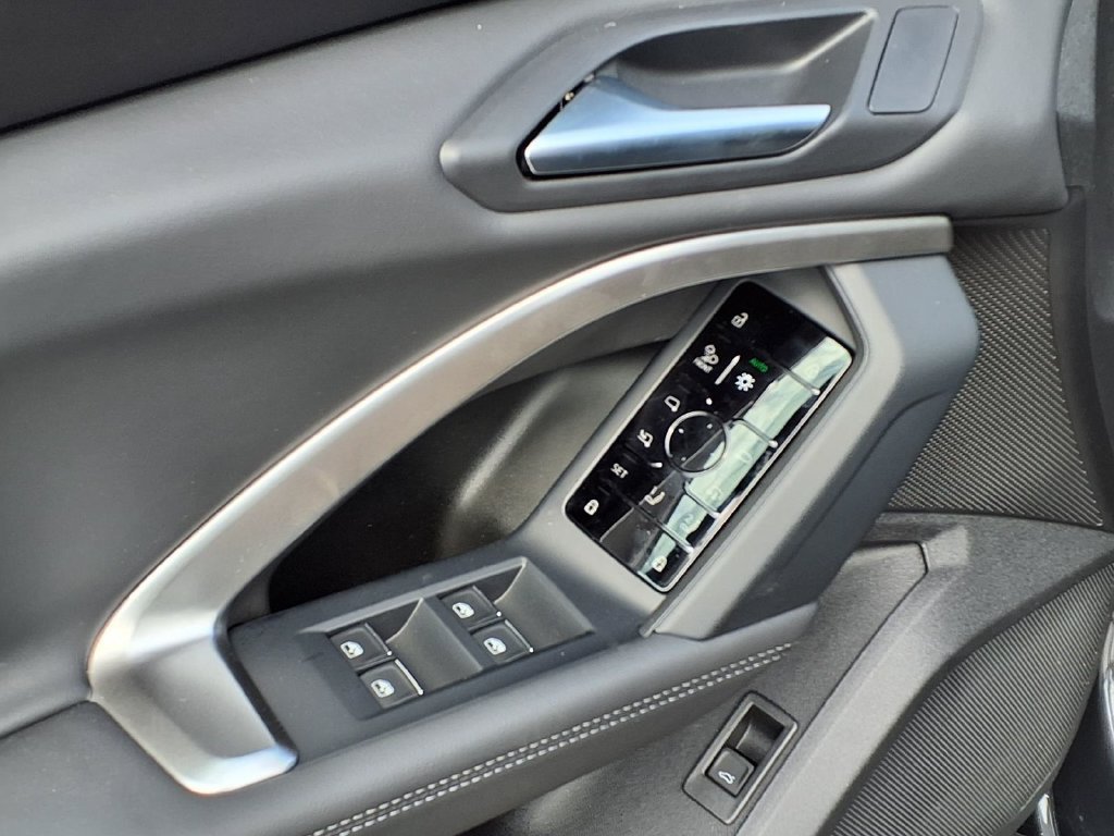 New 2026 Audi Q5 Premium Plus AWD/4WD image 10