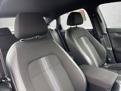 Used 2023 Honda Civic Sport image 28