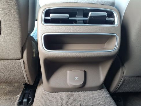 New 2026 Genesis GV70 2.5T Advanced AWD/4WD image 13