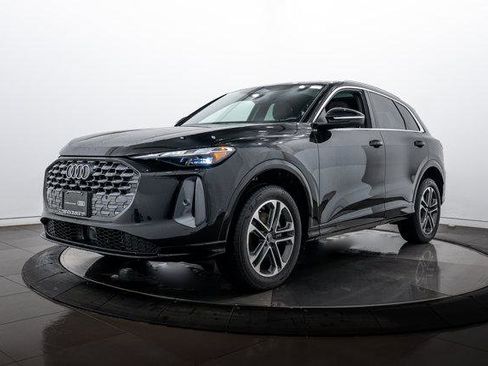 Certified 2025 Audi Q5 Premium w/ Convenience Package AWD/4WD image 6