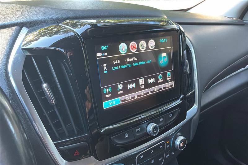 Used 2019 Chevrolet Traverse LT FWD image 28