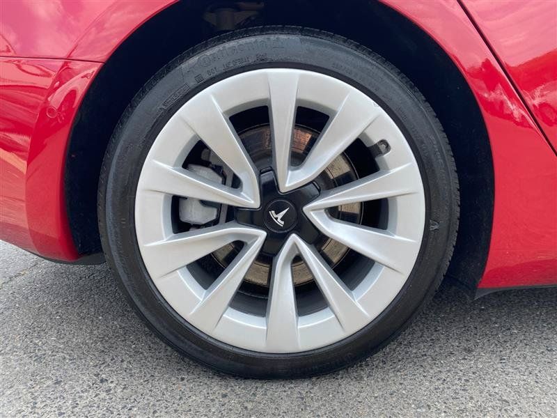 Used 2022 Tesla Model 3 Long Range AWD/4WD image 10