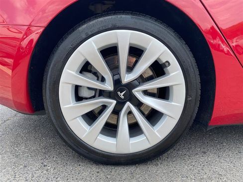 Used 2022 Tesla Model 3 Long Range AWD/4WD image 10