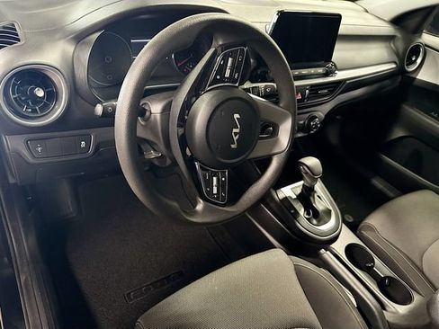 Used 2023 Kia Forte LXS FWD image 9