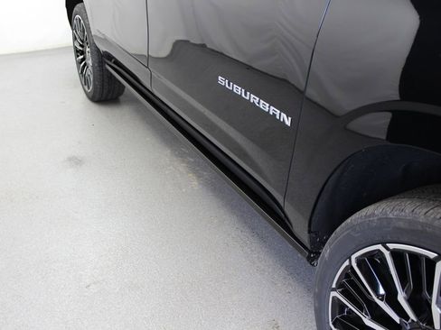 New 2026 Chevrolet Suburban High Country AWD/4WD image 37