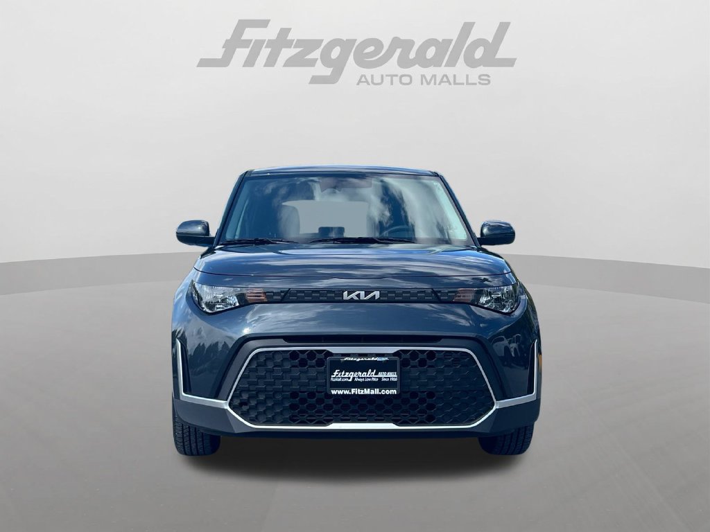 Used 2025 Kia Soul LX w/ LX Technology Package FWD image 6