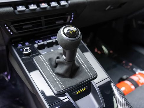 Used 2023 Porsche 911 GT3 RWD image 16