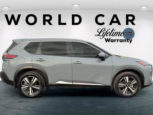 Used 2023 Nissan Rogue SL w/ SL Premium Package FWD image 2