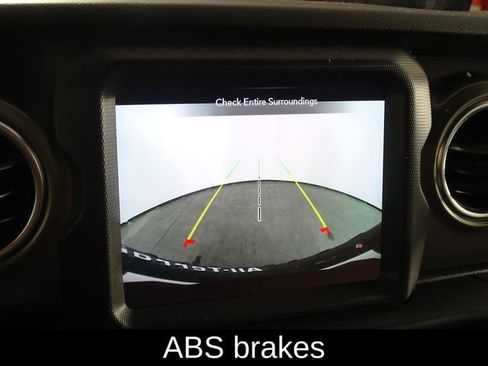 Used 2023 Jeep Wrangler Unlimited Rubicon 4xe w/ Steel Bumper Group image 10