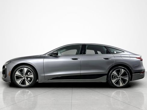 Used 2025 Audi A6 e-tron Premium w/ Convenience Package image 2