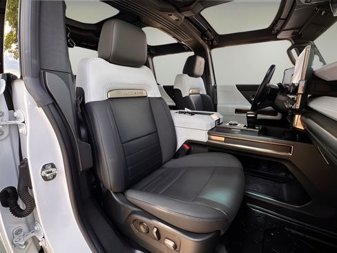 Used 2022 GMC Hummer EV Edition 1 AWD/4WD image 22