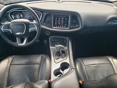 Used 2015 Dodge Challenger SXT Plus w/ Technology Group RWD image 15