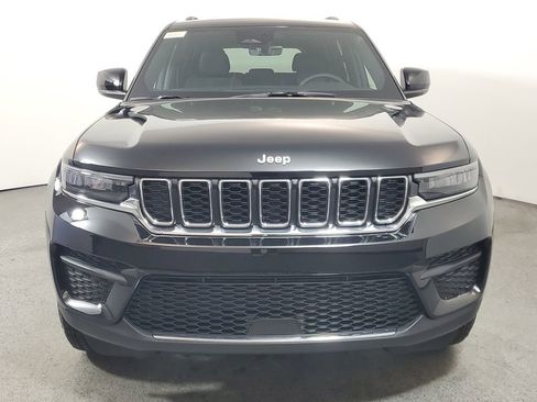 New 2025 Jeep Grand Cherokee Laredo X w/ Trailer Tow Package image 2