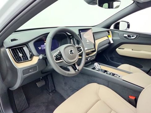 New 2026 Volvo XC60 B5 Plus w/ Climate Package PRO image 16