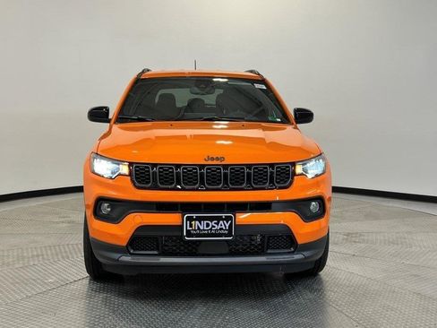 New 2026 Jeep Compass Latitude image 2