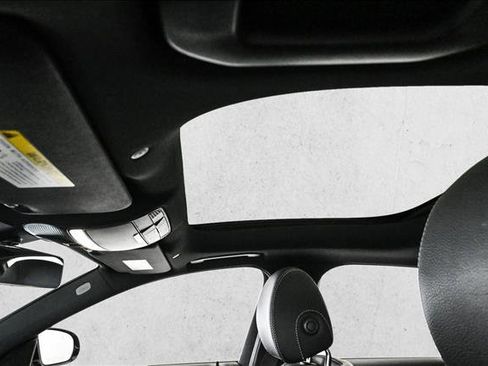 Used 2023 Mercedes-Benz E 350 4MATIC Sedan image 17