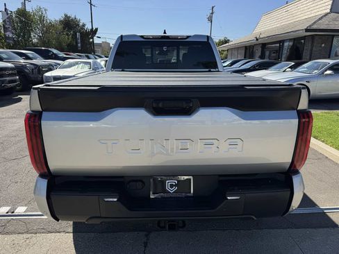 Used 2022 Toyota Tundra SR5 w/ SR5 Convenience Package RWD image 5