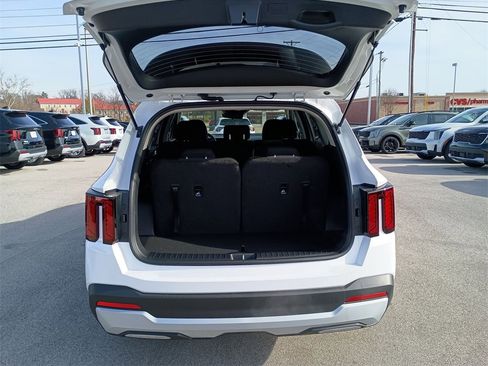 New 2026 Kia Sorento LX image 30