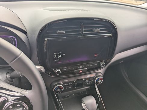 Certified 2024 Kia Soul EX FWD image 23