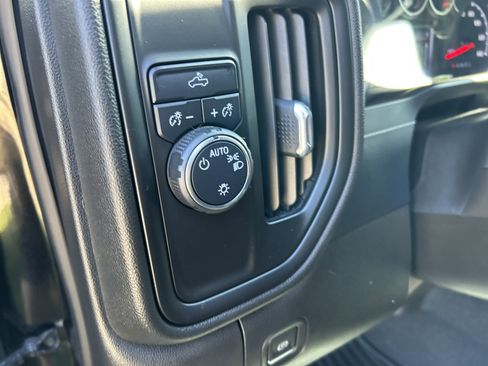 Used 2022 Chevrolet Silverado 1500 Custom w/ LPO, Dark Essentials Package image 22